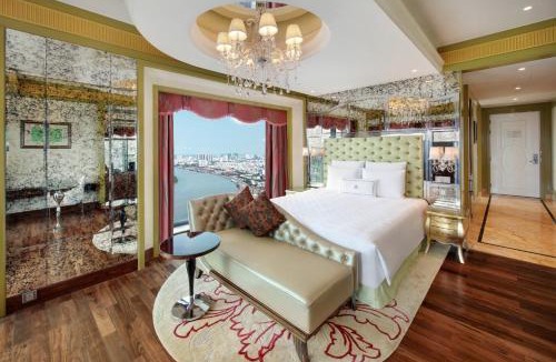 Nguyen Hue Walking Street Hotel | The Reverie Saigon - The Leading Hotels of the World