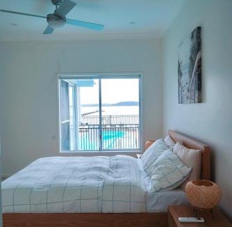 Tascott House | Waterfront Oasis at Central Coast