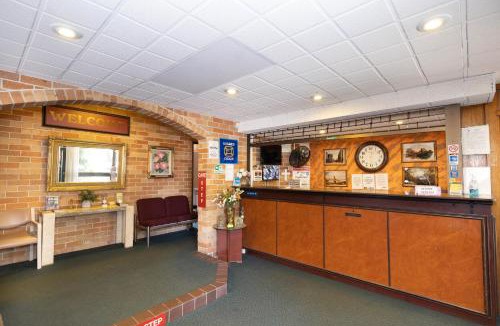 Windsor Hotel | Windsor River View Inn