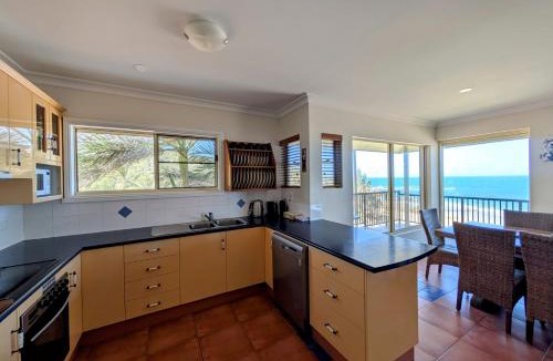 Bowen Hotel | Rose Bay Resort