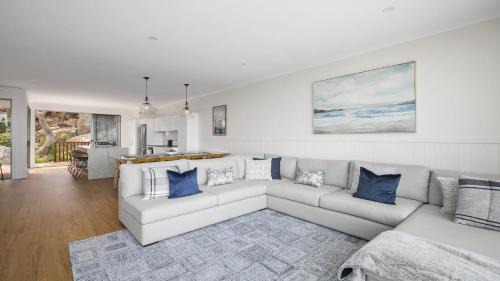 Killcare Heights House | Amazing Views, Stunning Beaches and Beautiful Bushwalks