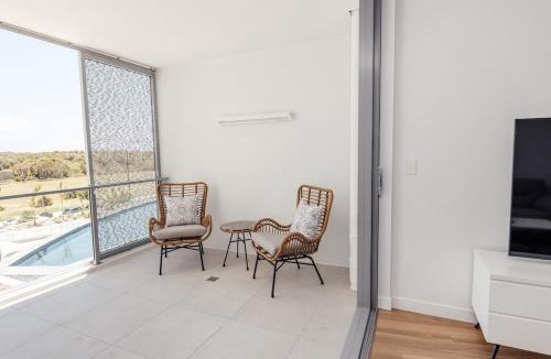 Bokarina Apartment | Azzure Bliss at Bokarina Beach