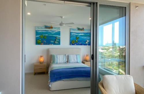 Buddina Apartment | NEW BEACH Luxury 3B 2B unit - Ocean Views - 250m 2 BUDDINA BEACH!