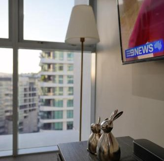 Hamilton Apartment | Relax & Unwind Riverside Home