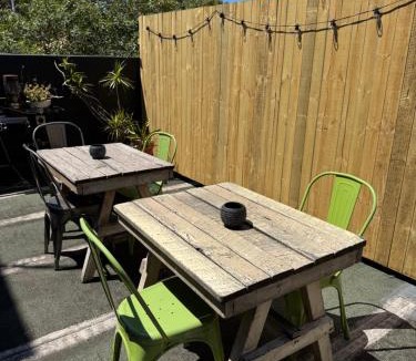 Redfern Hostel | Bat and Ball Hostel