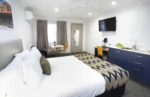 Wilsonton Hotel | Altitude Motel Apartments