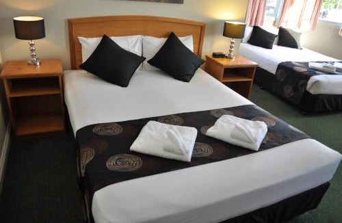 Meadowbrook Hotel | Meadowbrook Hotel Brisbane