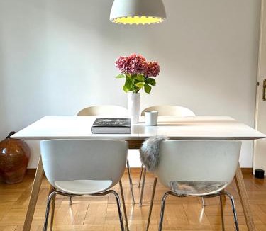 Altstetten Apartment | Wohnen in Wiedikon Adonis