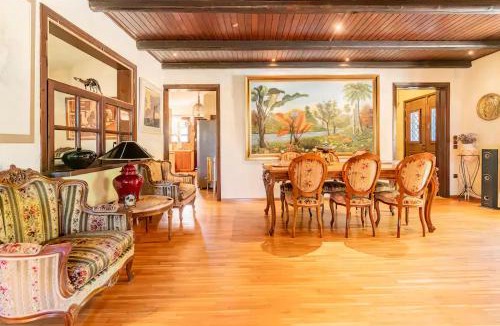 Marathon Villa | EstateVillaOinoi a Retreat for Groups & Events