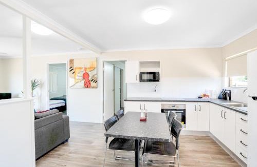 Monkland Apartment | Gold Rush Apartments