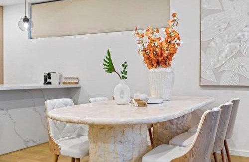 Neutral Bay Apartment | Luxury Penthouse 3 Bedrooms in Neutral Bay