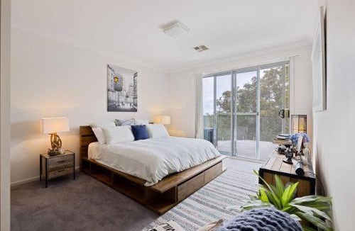 Avalon Beach House | Treetop coastal getaway in Avalon Beach