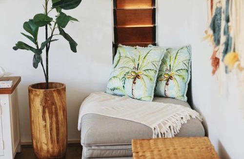Twin Waters Apartment | Large Family Sized Unit with Watersports, Maroochy River, Lagoon, and Beach Access