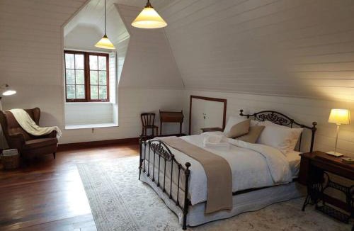 Nulkaba House | The Stone House Stay Connect Explore