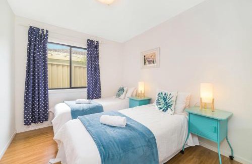 South Hurstville House | 3 Bedrooms Holiday Home Near Sydney Airport