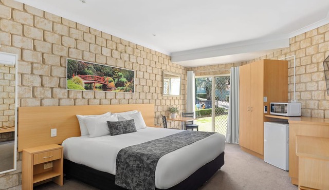 Great Divide Motor Inn