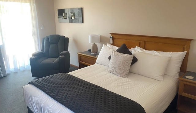McNevin's Maryborough Motel
