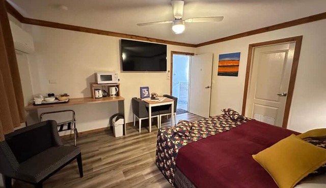 Brooklyn Motel