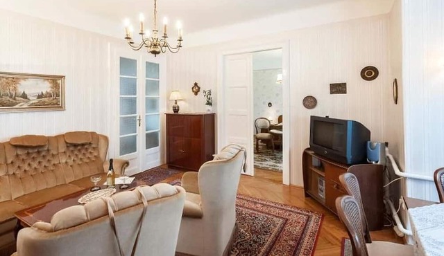 Holiday home with large garden for families and dogs