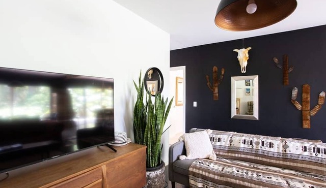 Honeybird Hideaway