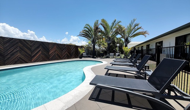 Pacific Palms Motor Inn