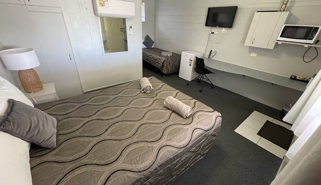 Hatton Vale Motel
