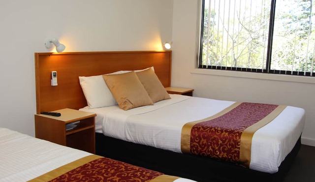 Pioneer Way Motel
