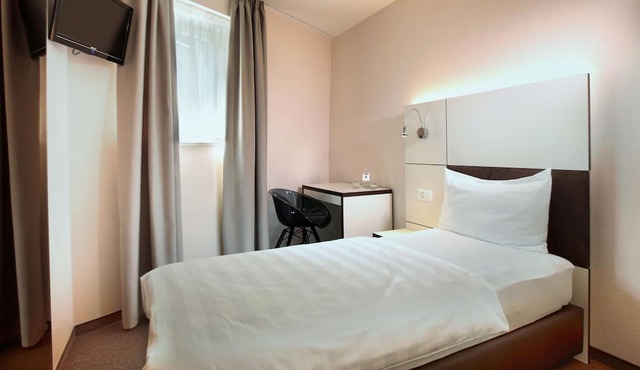 b smart motel Basel