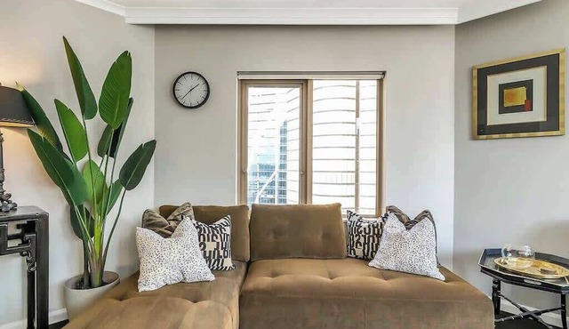 At Home with Sydney Harbour Bridge and Opera House