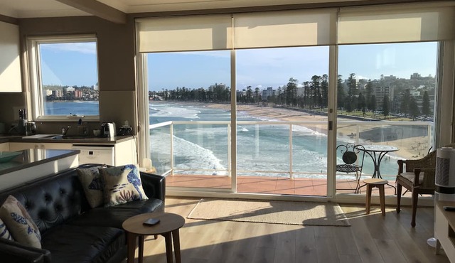 Waterfront apartment with stunning views over Manly beach