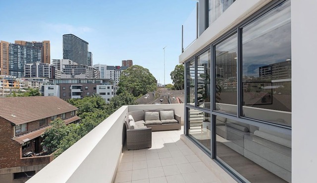 Fully Furnished 2-Storey, 3 Bedroom Executive Penthouse Apartment