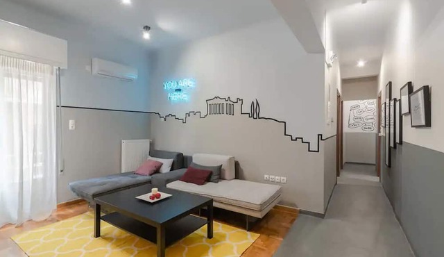Next to Acropolis Museum, in Plaka area large Apt!