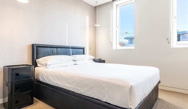 Comfy 1-Bed Apartment in Perfect Location