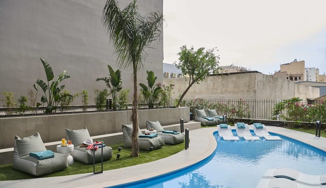 Zeus Piraeus Grand