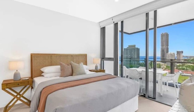 Luxury Signature Stay Ocean Views 2BR Level 16