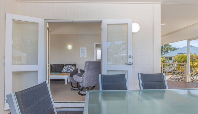 Hastings Cove 2 Bedroom Ground Floor Apartment!