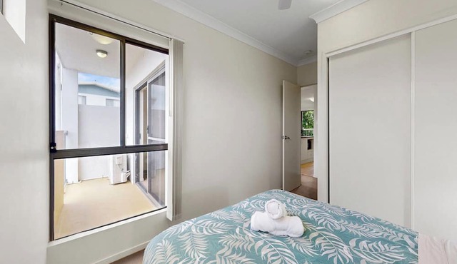Homely Unit Near North Lakes