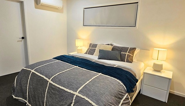 `Noble Casa` - Sleeps 8 - Brand New Estate