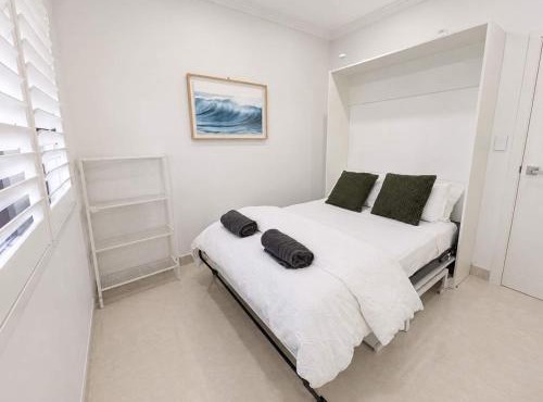 Cara Luxe Stays at Regents Park near Olympic Park and DFO