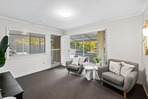 Affordable Stay Private and Convenient Near Shops
