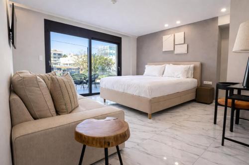 The Aegean Pearl Athens by ΜΡS