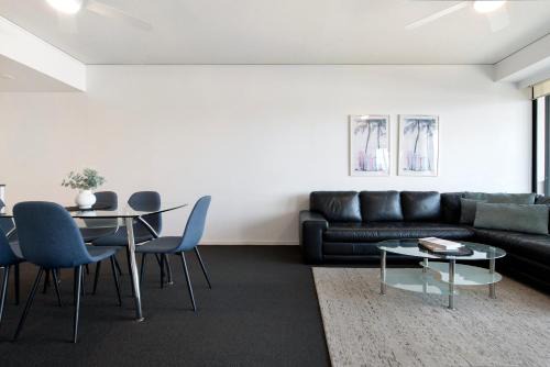Sierra Grand Broadbeach - Walk to Beach & Pacific Fair - Hosted by wowstay