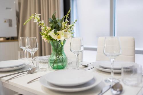 Modern 1BR Sydney Quiet, Central,Comfort