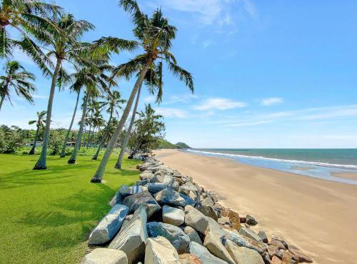 Comfort Resort Blue Pacific