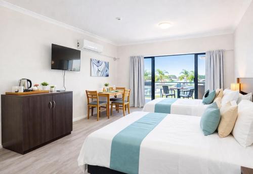 Townsville Marina View Studio Apartment on Palmer street