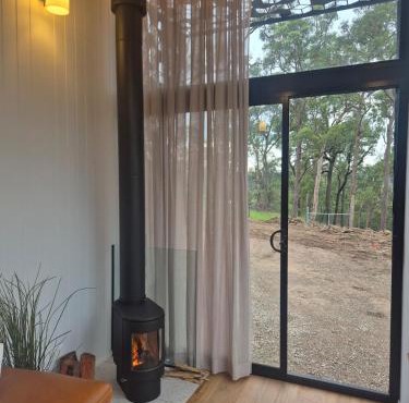 Kookaburra Retreat Tiny Home Sydney Hllls