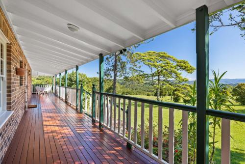 Valley View Retreat Private 36 Acre Hinterland Escape