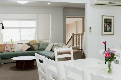 Tuckeroo Cottages - Tuckeroo House