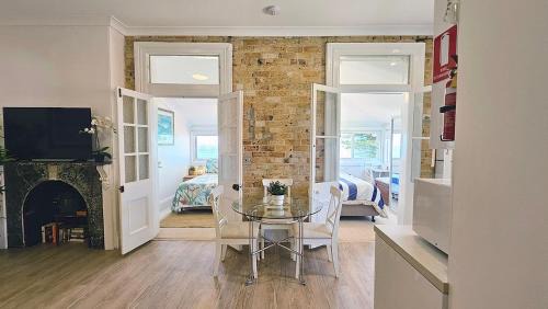 Apartment 8 - The Coachhouse