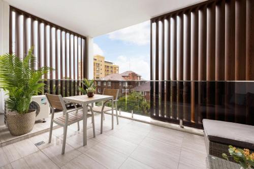 Azure Apartments Bondi by Urban Rest
